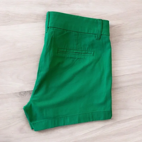J.Crew 3.5 inch Classic Chino Short in Kelly Green Size 2 - Picture 6 of 12